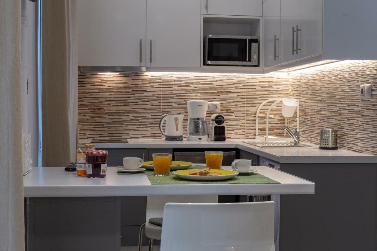 Apartament Gazi Square Luxury Studio Ateny Zewnętrze zdjęcie