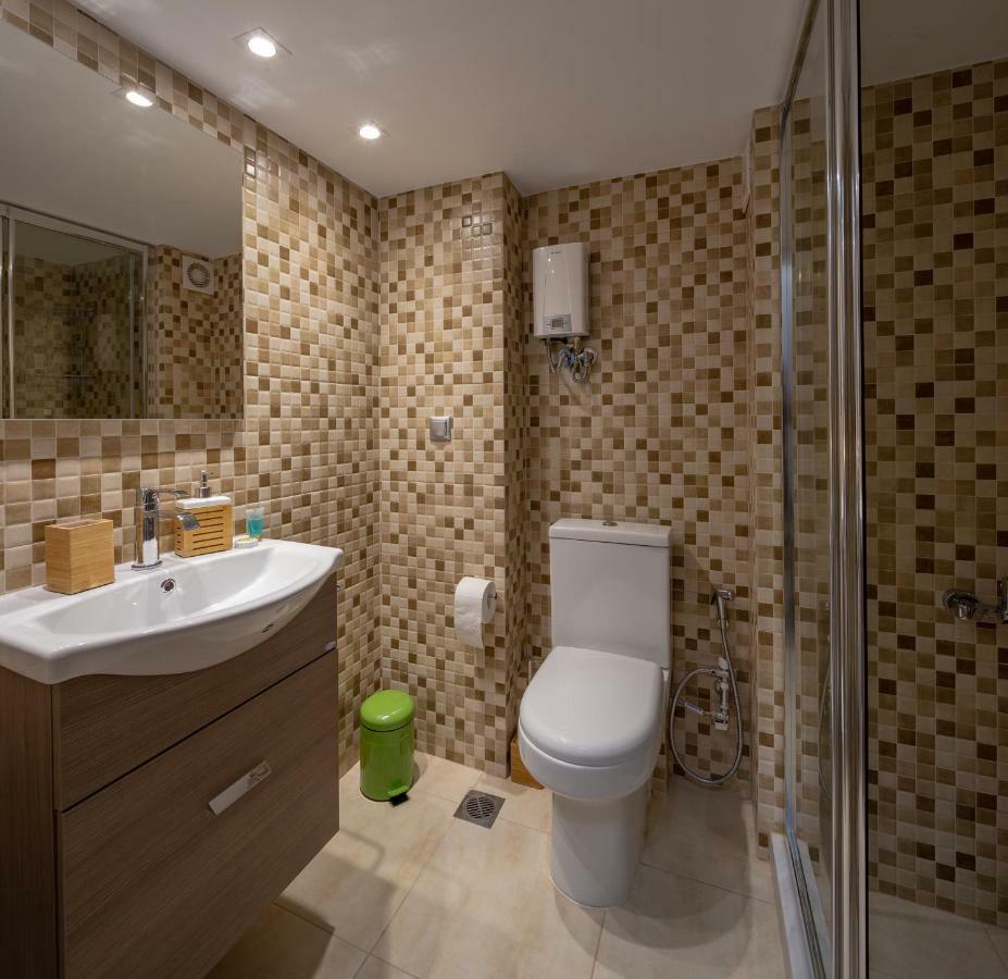 Apartament Gazi Square Luxury Studio Ateny Zewnętrze zdjęcie